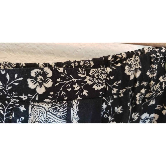 Southern Lady Black Cream Floral Maxi Skirt Size 13/14 Wrap Style Elastic Waist - Picture 6 of 9